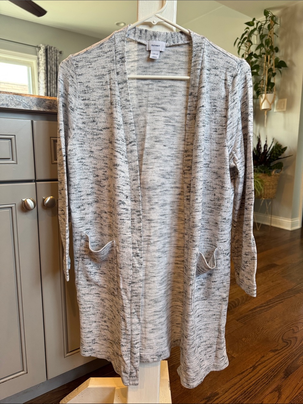Old Navy Marled Light Gray Open-Front Cardigan with Pockets